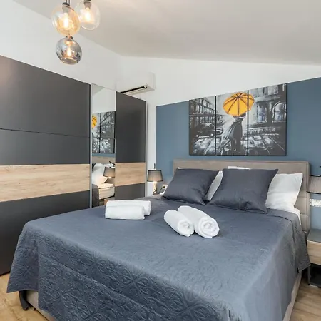 Apartament Marceta - & With Swimming Pool