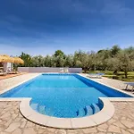 Marceta - & With Swimming Pool Daire Fažana