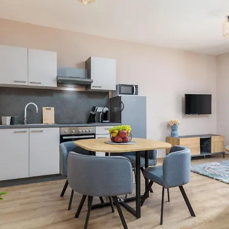 Marceta - & With Swimming Pool Apartamento *