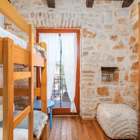 Apartmán Marceta - & With Swimming Pool